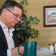 Vince Wolfe is a limb removal expert who guarantees he won't leave a trace.  Will you be booking a house call from Wolfe Tree Services any time soon?