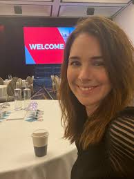 Megan Pozzi (@megan_pozzi)