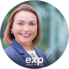 State Farm Agent Casey Granger is passionate about development, growth and  business integrity. This is what 'training mode' looks like in Casey's  office. What does your 'training mode' look like?…