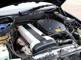 Marche Arriere La Mercedes 300 Ce 24 Soupapes Cabriolet Auto Titre