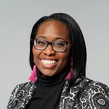 How Vicki Saunders of SheEO built a new financial model for a…