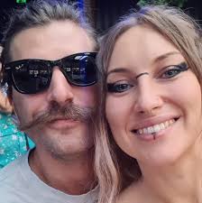 New hood hinges are available!  https://foxfab.storenvy.com/collections/2002792-classic-celica-parts