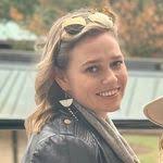 Sarah Fishback's Instagram, Twitter & Facebook