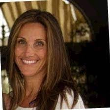 Angela Comparato's Instagram, Twitter & Facebook