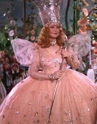 How To Make A Glinda Crown From The Wizard Of Oz Ehow Glenda The Good Witch Glinda The Good Witch The Wonderful Wizard Of Oz