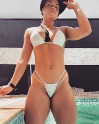 Musa do Flamengo mostra corpão e deixa seguidores sem fôlego; veja fotos