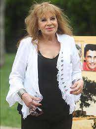 Ospiti della puntata antonella lualdi, attrice e cantante italiana e enrico lucherini, primo press agent italiano, memoria storica del cinema italiano. Antonella Lualdi Antonella Interlenghi Come Sono Come Erano