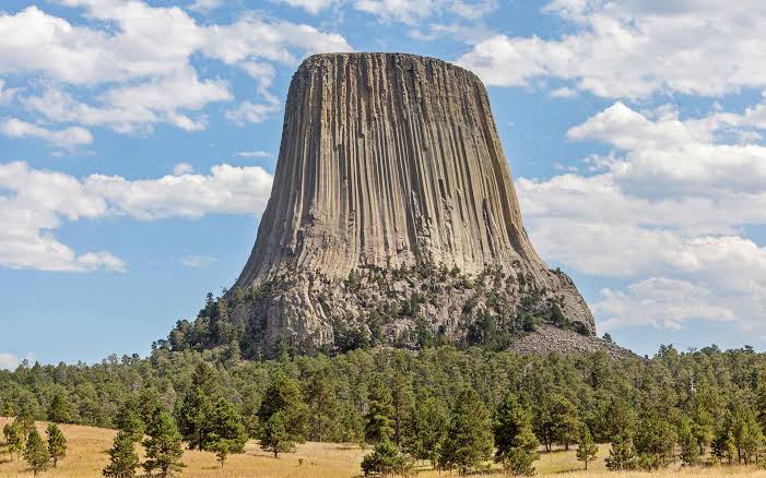Devils Tower, Mateo Tepe - IUGS