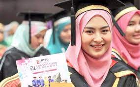 Fakulti perubatan & sains kesihatan. Tahniah Wany Hasrita Kini Graduan Sains Perubatan Gempak