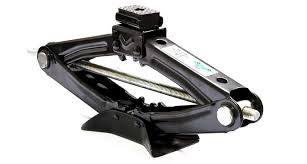 Auto glass repair in chicago. Types Of Car Jacks Explained Uses And Mechanism The Vehicle Lab