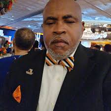 WHENEVER I SEE A BOW TIE I IMMEDIATELY TUNE OUT, BECAUSE I KNOW THE BROTHER  DOESN'T HAVE A MIND OF HIS OWN.