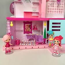 We Started With The Foyer The Mansion Includes Furniture For This Room Like A Cute Rug Chair Desk Even A Shopkins Happy Places Shopkins Barbie Doll House