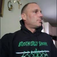 60+ "Robert Derrick" profiles