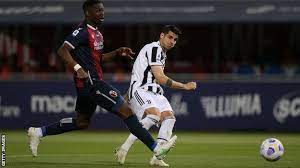 Riccardo orsolini (bologna) right footed shot from the right side of the six. O305188u3pqkjm