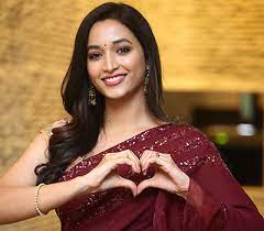 Srinidhi Shetty Movies, News, Photos, Age, Biography