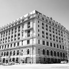 Photographed At All The Right Angles This Brooklyn New York Post Office Never Looked So Good Usps New York Post Post Office Places