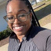 Shaniqua Wright's Instagram, Twitter & Facebook