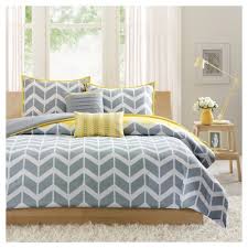 These prints complement each other perfectly and result in a bold, yet handsome crib bedding design that you are sure to love. Chevron Bedding Target
