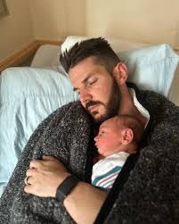 Ryan Obernesser (@ryanobernesser) • Instagram photos and videos