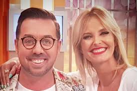 Manuel luís goucha nasceu no 1.º andar esquerdo no n.º 15 da rua das pedras negras, freguesia da madalena, em lisboa às 20 horas e 5 minutos da noite com 4 quilos e 90 gramas. Flavio Furtado Encontra No Bau Foto De Manuel Luis Goucha Com Bigode