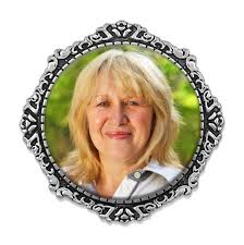 Mother of the bride dresses. Wedding Picture Pin Brooch Kit For Bouquet Flowers Mother Of Bride Or Wedding Bouquet Photo Charms