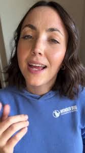 Aimee Busse's Instagram, Twitter & Facebook