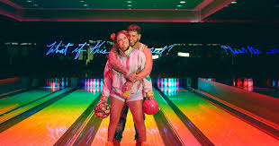 Anuel aa, karol g] baby, tú tiene' marido y yo me enredé en tu piel y tú te enamoraste de mí, baby, yo ya lo sé y él te falló, pero tú le fallaste también y la traicione' se pagan con otra traición también. Power Couple Anuel Aa Karol G On Breaking Instagram And All The Rules
