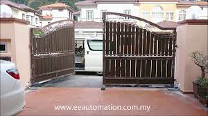 Pagar rumah terkini malaysia dekorhom 19 03 2019 pagar rumah terkini malaysia kebutuhan akan tempat tinggal amatlah pokok dan pasti terpenuhi secepat mungkin untuk mereka yang sudah. Hydraulic Auto Gate Malaysia Designed For Swing Folding Fbm Autogate System Is The Best Youtube