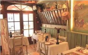 La table du couvent, restaurant traditionnel, cuisine à la cheminée à limoges, cours de cuisine et gastronomie. La Vache Au Plafond Restaurant 7 Av Garibaldi 87000 Limoges Adresse Horaire