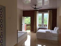 Resort ini memilih tema masakan tradisional pahang sebagai menu utama. Official Portal Of Tourism Pahang Lembah Temir Resort