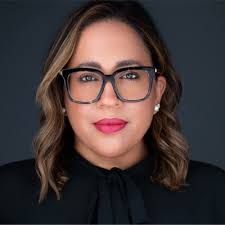 I couldn't be more pleased to join Agent for the Future with Manny Barbosa, Shannon  Chatman, and Stacie Roa Cooper as the first Agent for the Future Advisors. 