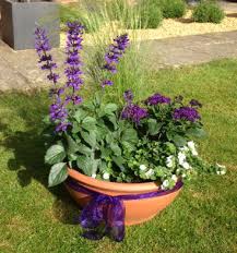 Pots And Containers