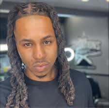 Aye man if I go paintball fighting for my gday who all tryna slide im tryna  have a big ass group💯 All da guys lmk if y'all trynna come