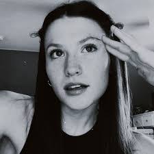 Maggie Mcfadden's Instagram, Twitter & Facebook