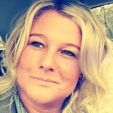 Tanja Bell's Instagram, Twitter & Facebook