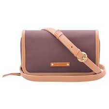Dompet wanita, biasanya dompet wanita memiliki ukuran yang lebih besar, warnanya pun sangat bervariasi dan agak mencolok. Jual D Renbellony Pochette Brielle Dompet Hp Wanita Dompet Selempang Wanita Dompet Kartu Online Mei 2021 Blibli