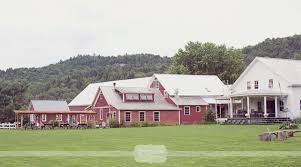 Mad River Valley Vt Waitsfield Barn Wedding Photography Nick Chelsea Outdoor Wedding Photography Barn Wedding Photography Backyard Wedding