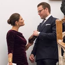 Atalay wurde auch per video in eine pressekonferenz von rtl zugeschaltet. Miss Tagesthemen Pinar Atalay Ist Mama Geworden Gala De