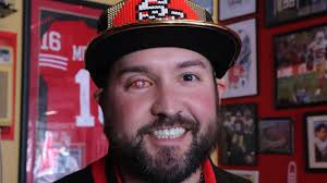 Super Bowl 2024: aficionado supera un raro cáncer con su pasión por los  49ers y esta es su historia