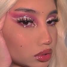 Girlsob On Instagram If You Could Dye Your Hair Any Color Rn What Would It Be Y2k Y2kfashion Y2kaesthe Sparkle Makeup Makeup Aesthetic Makeup