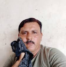 The first Magenta-color ONE ship "ONE COMMITMENT" has started her voyage.  After repainting work she set the sail from Singapore