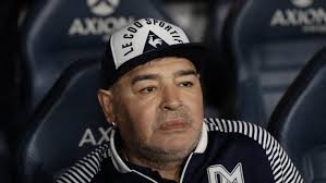 An investigation into the death of diego maradona reportedly resulted in the arrests of seven people involved in the argentine soccer legend's last few weeks of life. Hintergrunde Zum Maradona Tod Liess Man Ihn Hilflos Sterben Fussball Sportnews Bz