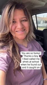 Jocelyn Hendrix's Instagram, Twitter & Facebook