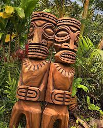 bill collinsさんはinstagramを利用しています almost twins two monkeypod marquesans madeonkauai two halves of the same log left one wa art polynesienne art polynesien