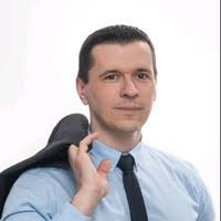 2400+ perfiles de «Mező»