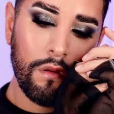 Robert Welsh (@Rwlshmakeup)