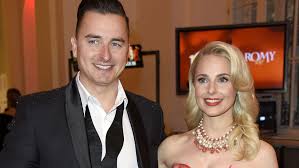 Find the perfect silvia schneider stock photos and editorial news pictures from getty images. Andreas Gabalier Silvia Schneider Jetzt Kommt Die Ganze Wahrheit Uber Die Trennung Raus Intouch