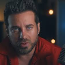 Jon Bravo's Instagram, Twitter & Facebook