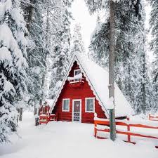 788 Mentions J Aime 8 Commentaires Winter Whiteoutwinter Sur Instagram How Many Stories Do You Like In Winter Cabin Cabins In The Woods Cabin Life