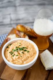 Rezept Obazda Obatzda Gerupfter Bayrischer Brotaufstrich Gernekochen De Rezept Rezepte Brotaufstrich Obatzda